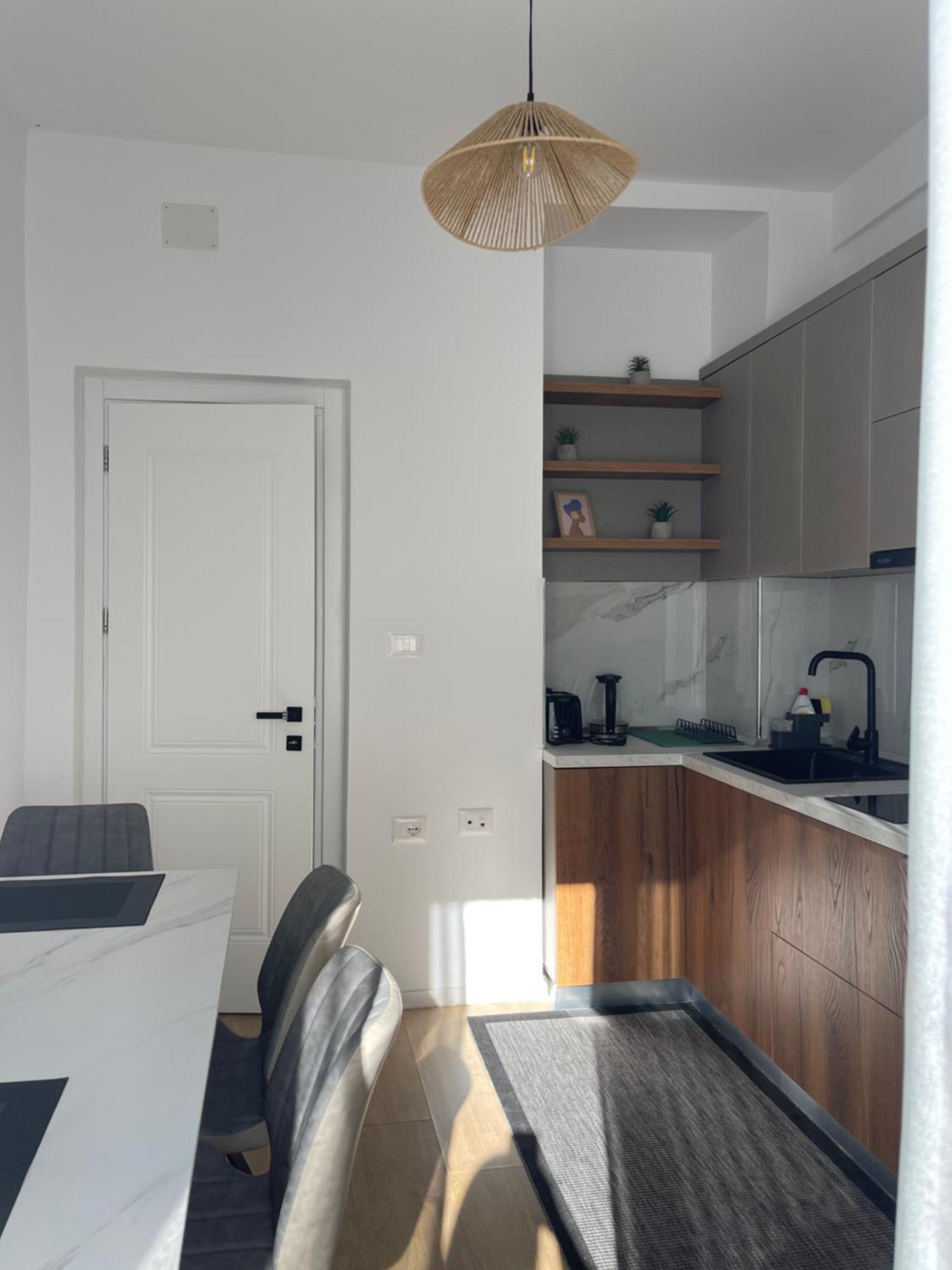 Sunny City Center Apartment Lezhë Eksteriør billede